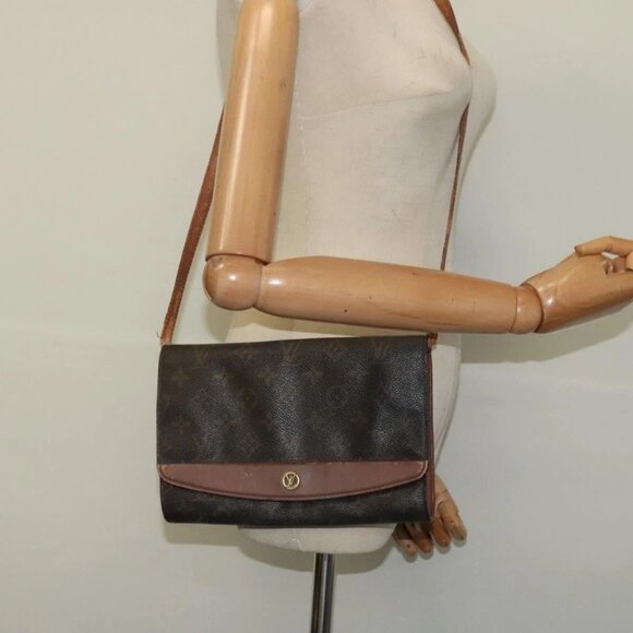 LOUIS VUITTON Monogram Bordeaux 24 Shoulder Bag - Picture 1 of 16